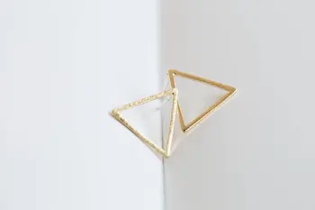 Jisensp 30pairs Tuščiaviduriai Trikampio Modelis Stud Auskarai Moterims Maža Trikampio Derliaus Stud Auskarai 2017 brincos para kaip mulheres