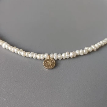 Moterų išskirtinį Mažų gėlavandenių perlų vėrinį mados paprastas nekilnojamojo gamtos perlas choker aukso spalvos aksesuarais papuoštas dovanų