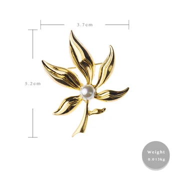 Amorita boutique aukso spalvos gėlių dizaino Sagės
