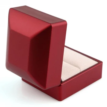 6*6.5*5cm Dalyvavimas Raudona Apšviesta Žiedas Dėžutė Su LED Už Pasiūlymą Papuošalai Rodyti Dovanų Dėžutė Turėtojas Packagin Atveju
