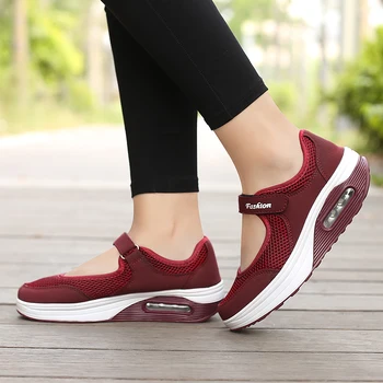 Lengvi laisvalaikio bateliai moteris sneaker naujas mados tuščiaviduriai akių orui platforminiai batai moterims sportbačiai plius dydis