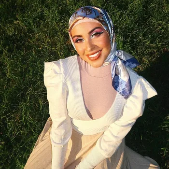 90*90 cm Mados leopard Aikštėje Spausdinti gėlių šilko jausmas, Šalikai Moterų Kerchief Musulmonų moterys šifono hijab skaros