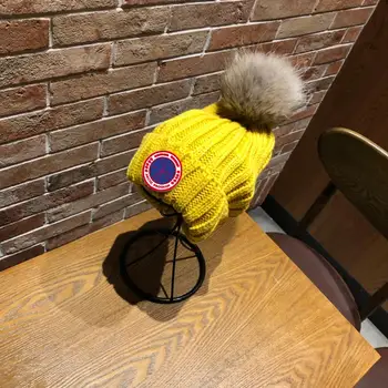 Big Goose Parkas Ateiti Iš Toronto Žiemą Šiltas Vilnos Skrybėlę Sutirštės KnitteTrend Unisex Moterų Žiemos Kailių Kepurės Mergaitėms priedai