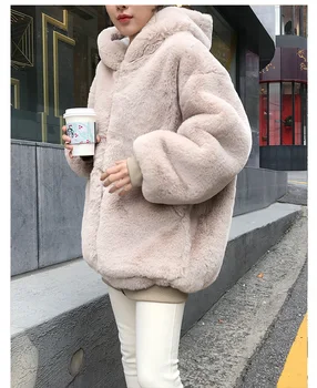 Atsitiktinis Stiliaus Su Gobtuvu Šiltas Outwear Žiemos Moterys Dirbtiniais Kailiais Storio Meškiuko Kailis 2019 Mados Moterų Paltas