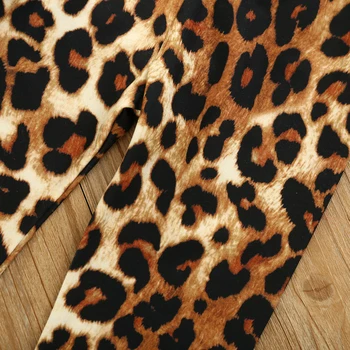 Mergina ilgomis rankovėmis ir Kelnės Kombinezonas vientisos Spalvos Sijonas Hem T-shirt Leopard Ilgas Kelnes ir Lankelis